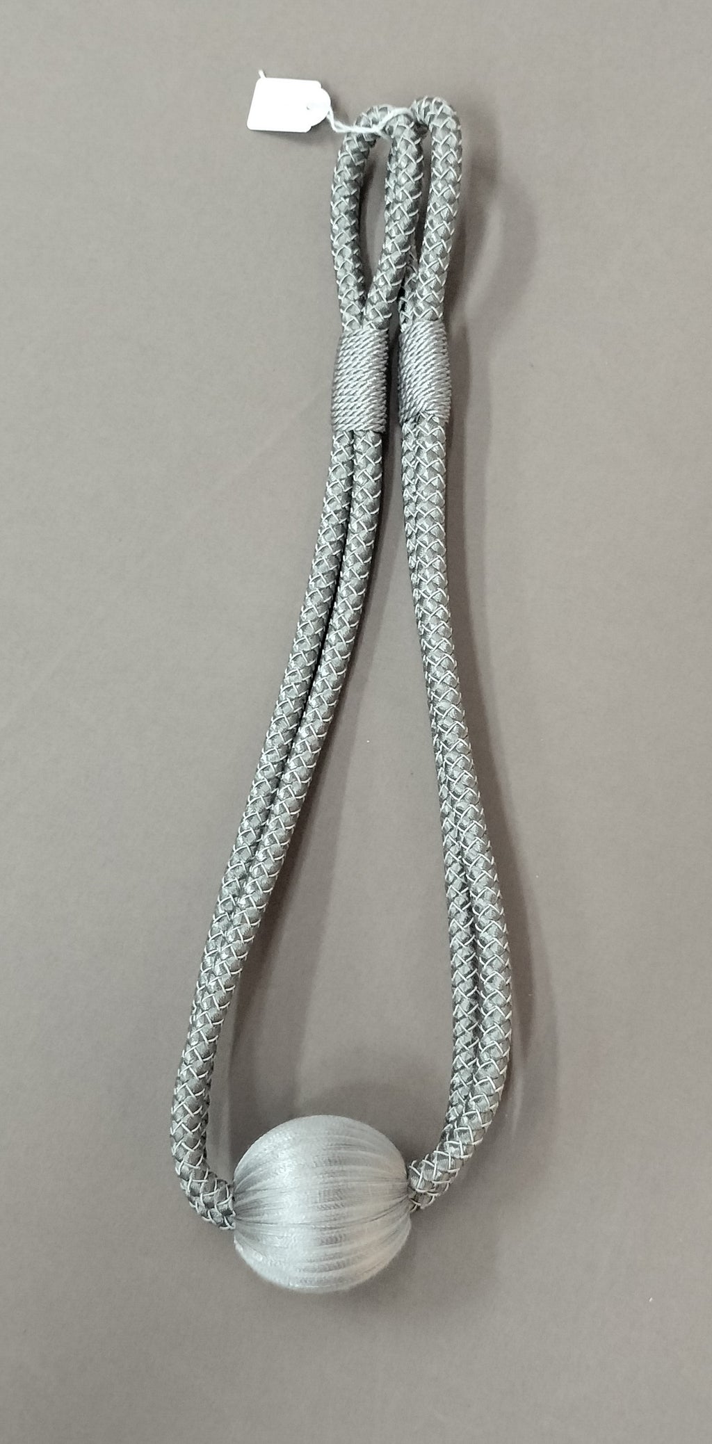 Embrasse - Fermatenda Moderno a Nappa Sferica Colore Grigio Argento