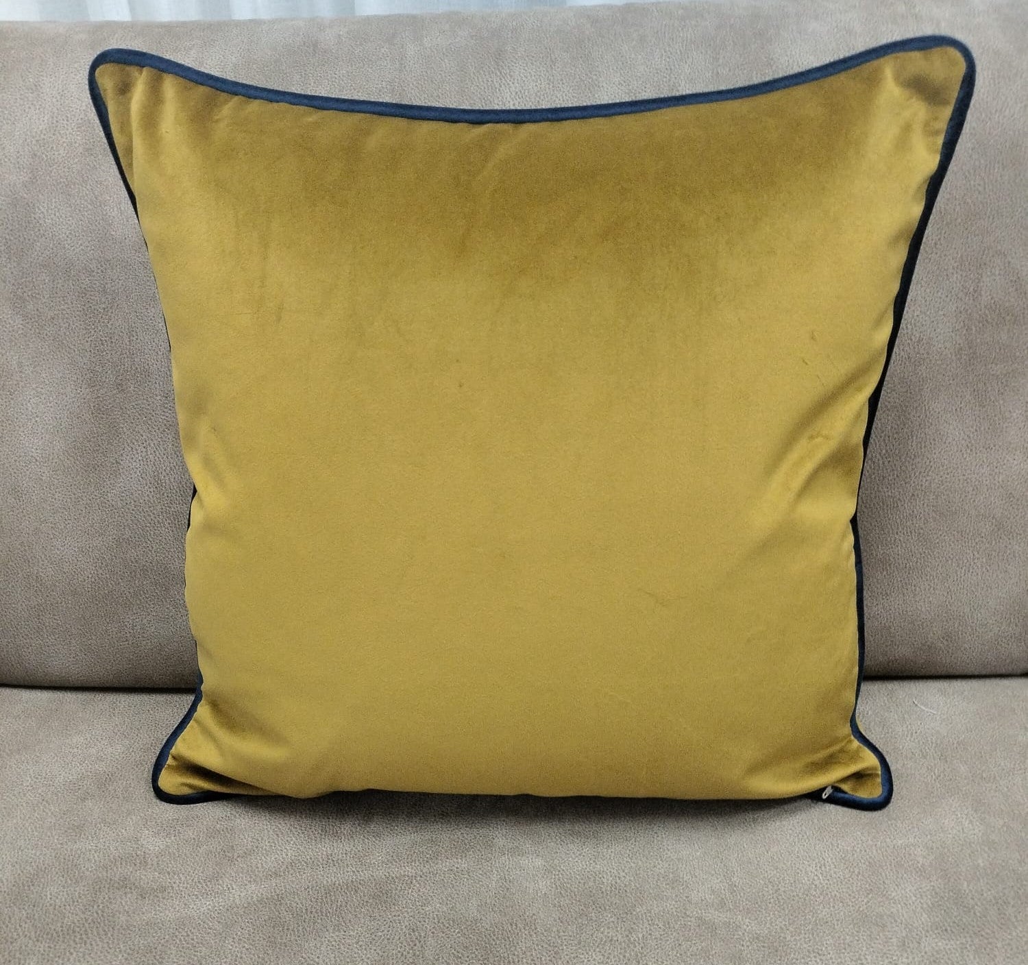 Cuscino Reevèr Velluto Senape 50x50
